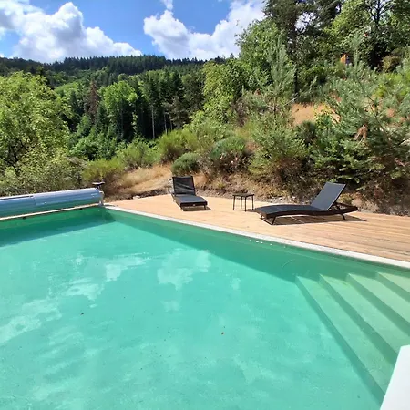 Le Cocon Du Vivarais Bed & Breakfast 3*
